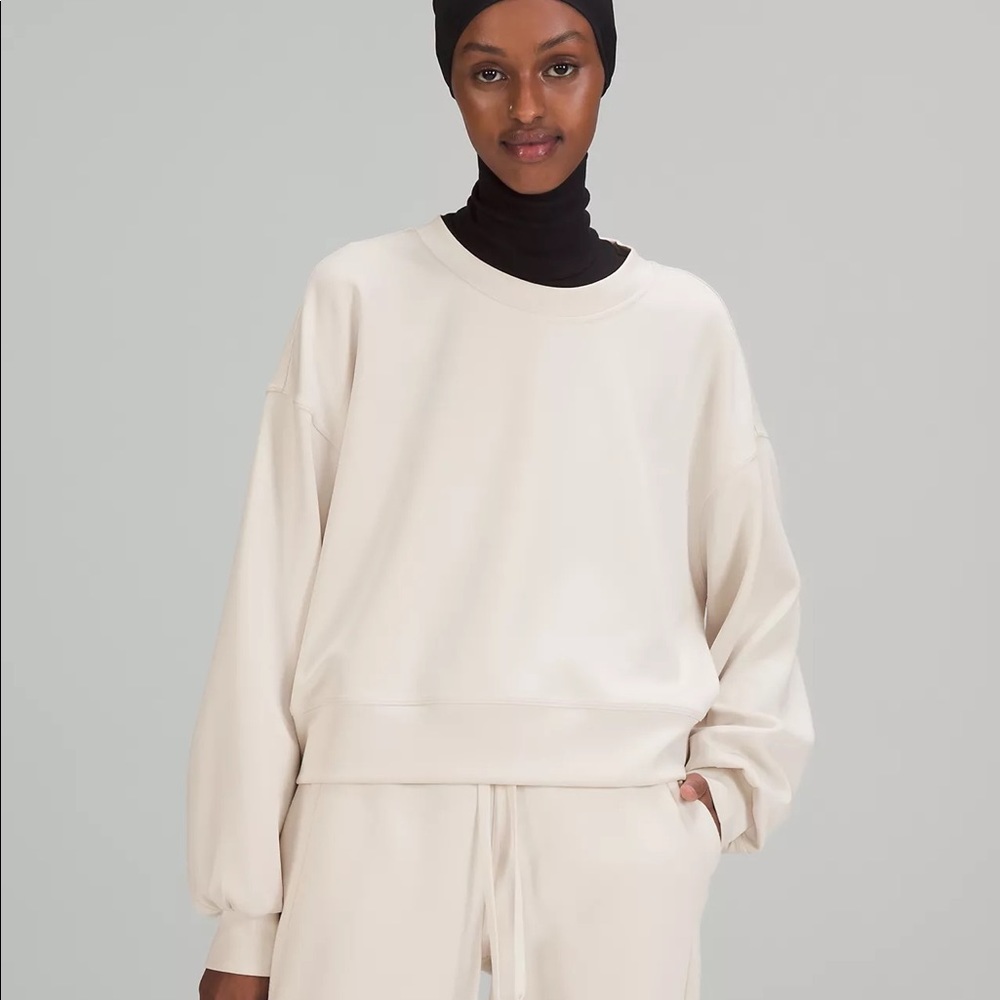Lululemon Perfectly Oversized Cropped Crew White Opal
